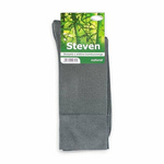 Men's socks Steven art.086 made of extremely breathable bamboo viscose, graphite color, no pattern Bamboo fiber socks art.086